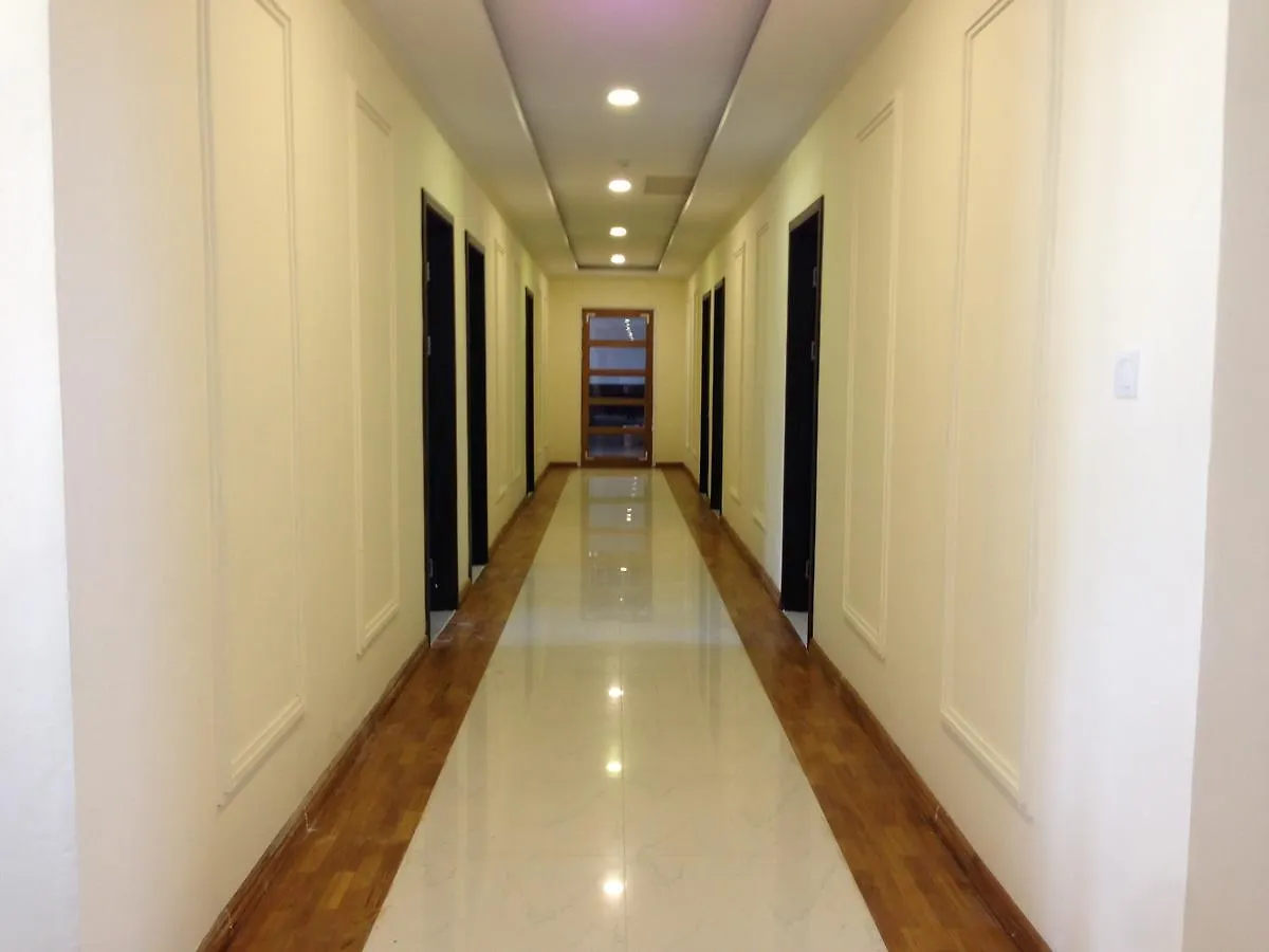Hotel 9 Mile Rangún